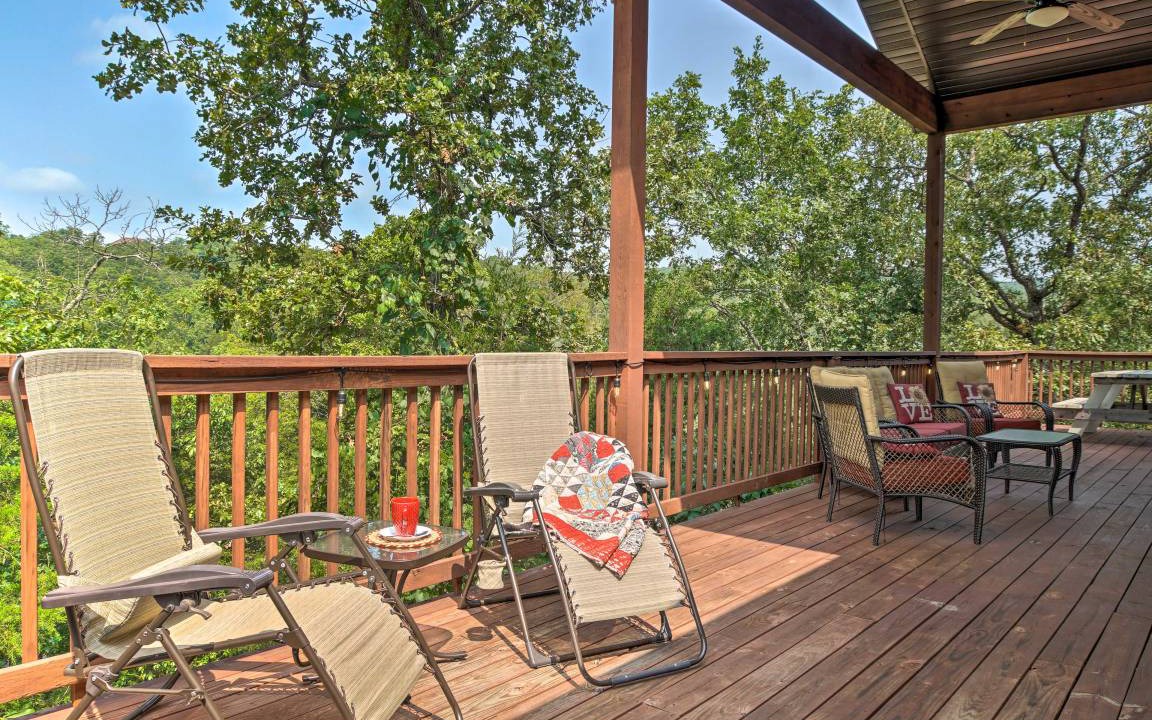 Photo of Patio Balcony in Reeds Spring