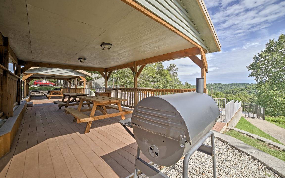 Photo of Others in Notch Estates