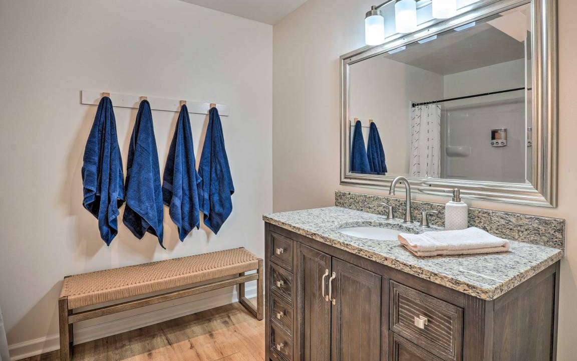 Photo of Bathroom in Hollister