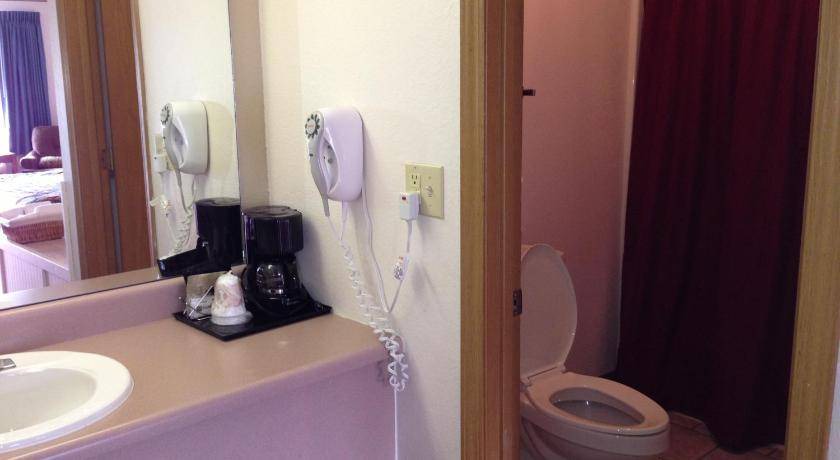Photo of Bathroom in Branson