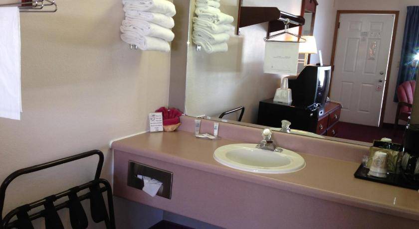 Photo of Bathroom in Branson