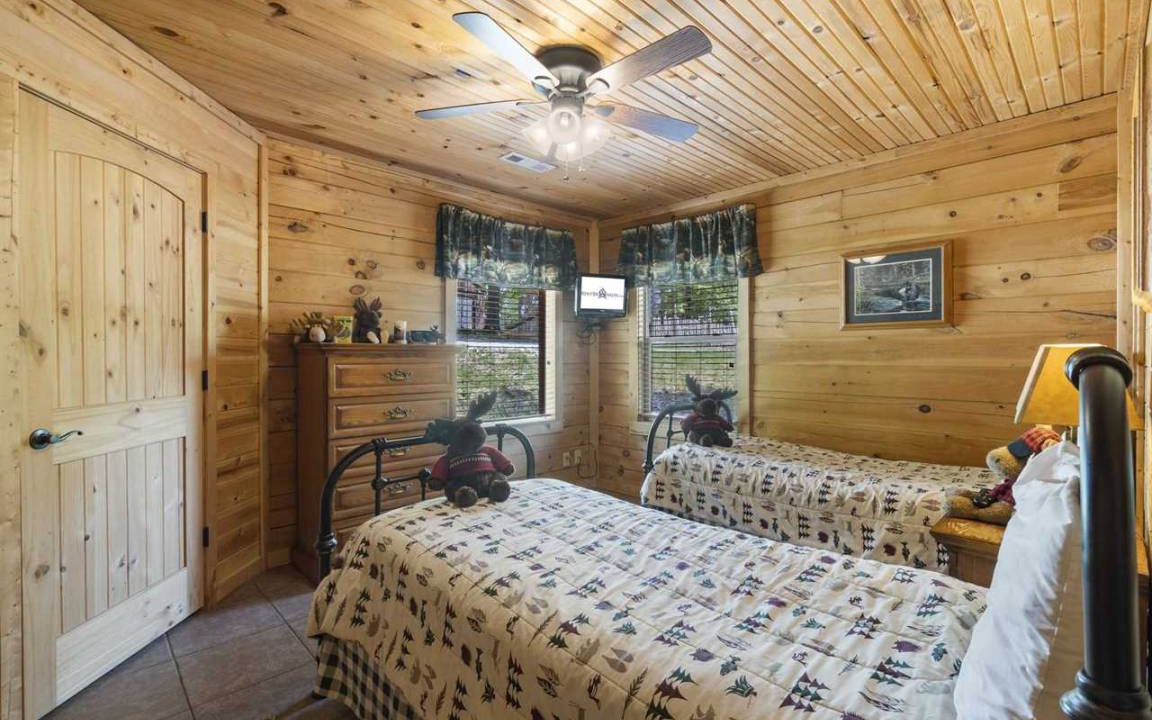 Photo of Others in Branson Cedars