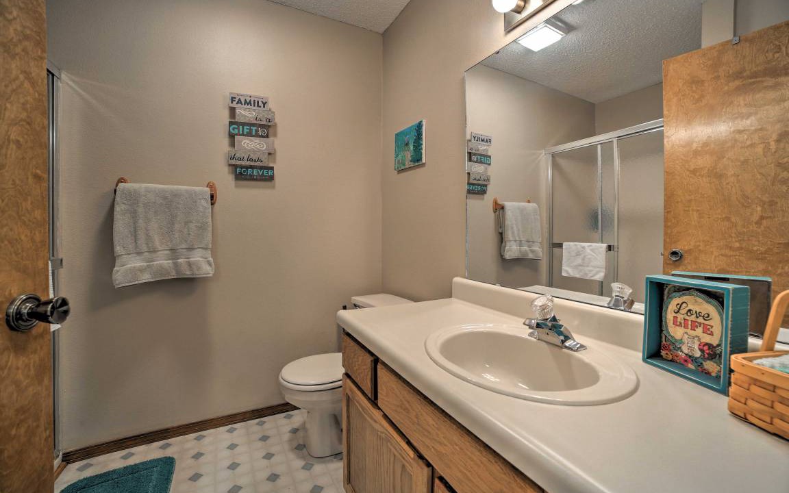 Photo of Others in Notch Estates