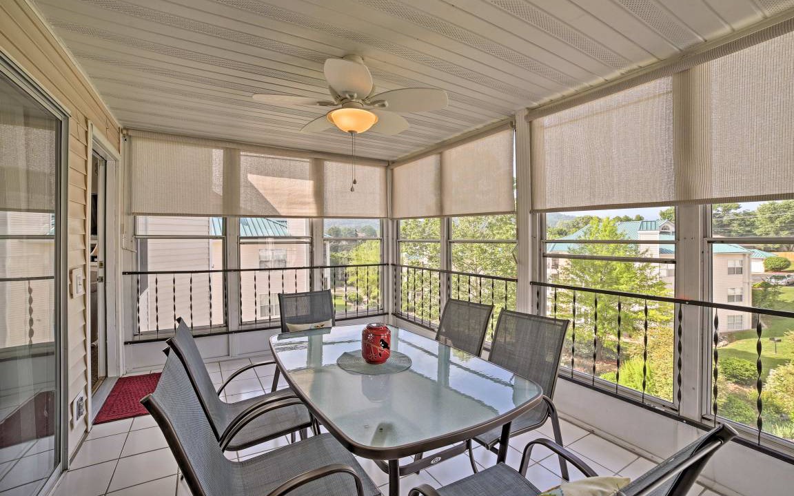 Photo of Patio Balcony in Table Rock