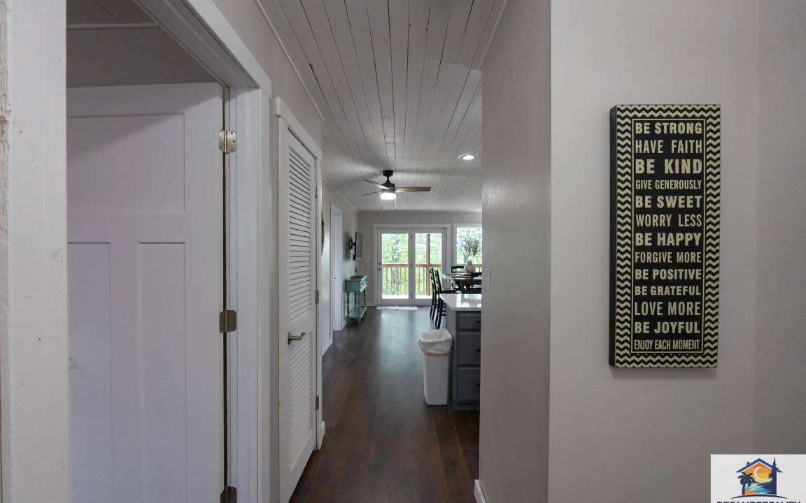Photo of Others in Notch Estates