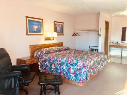 Photo of Bedroom in Branson West