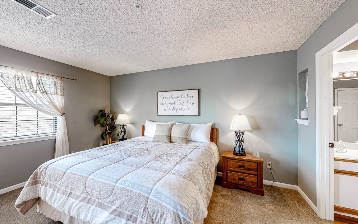 Photo of Bedroom in Branson