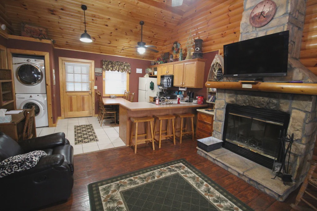 Photo of Others in Notch Estates