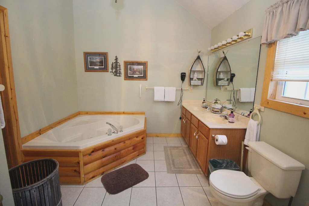 Photo of Others in Notch Estates