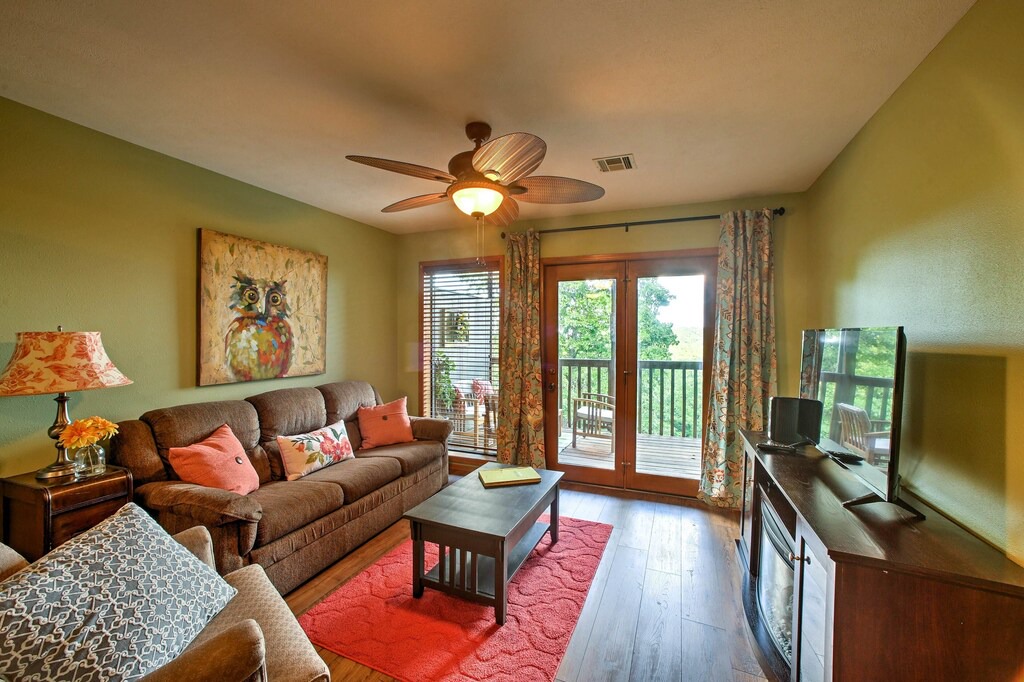 Photo of Livingroom in Notch Estates