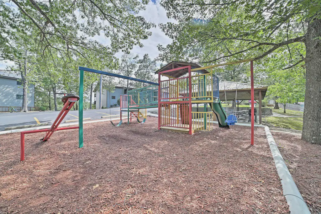 Photo of Others in Notch Estates