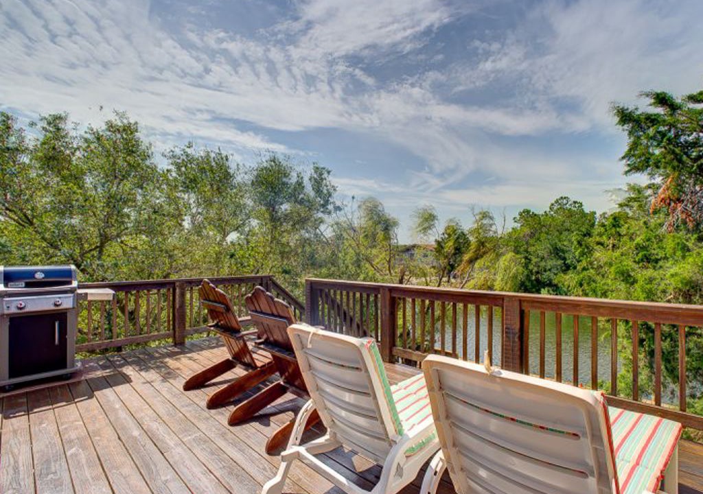 Photo of Patio Balcony in Brigands' Bay