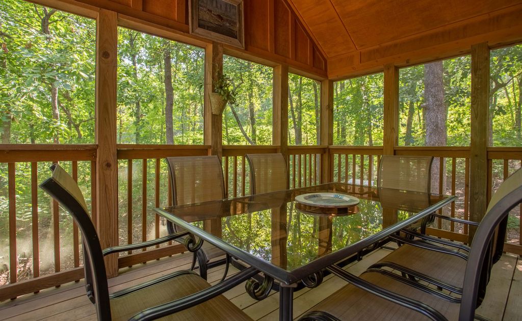 Photo of Patio Balcony in Reeds Spring