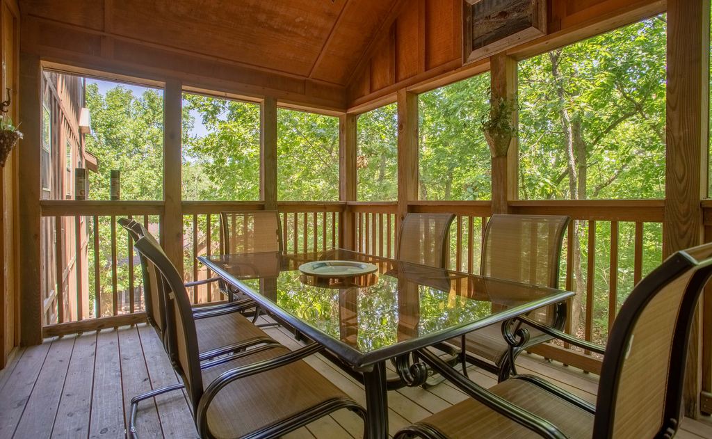 Photo of Patio Balcony in Reeds Spring