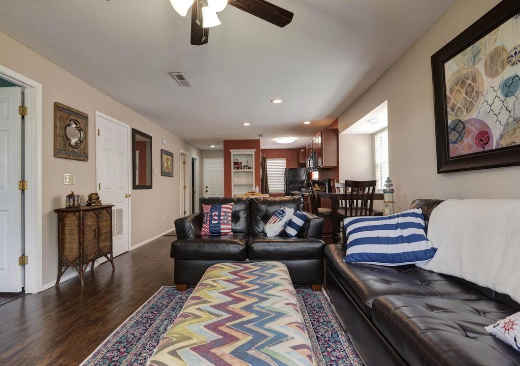 Photo of Livingroom in Indian Point