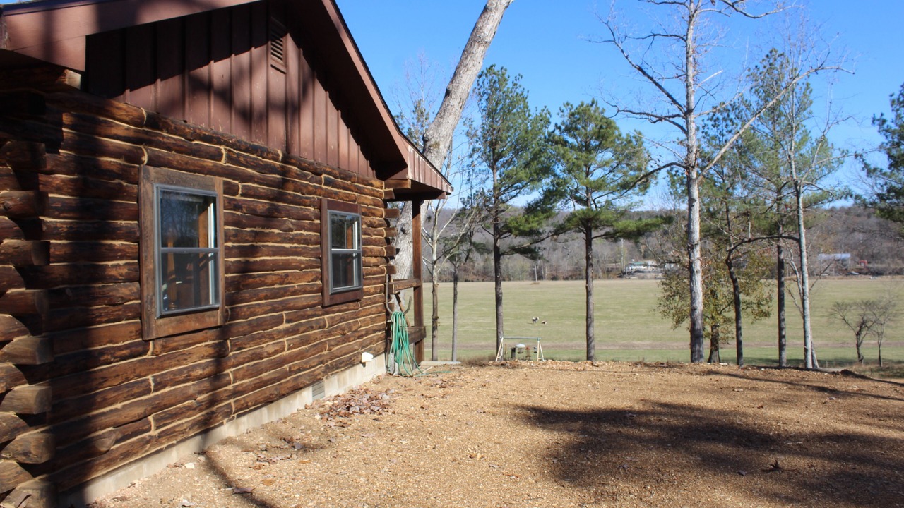Photo of Outdoor in Hardy