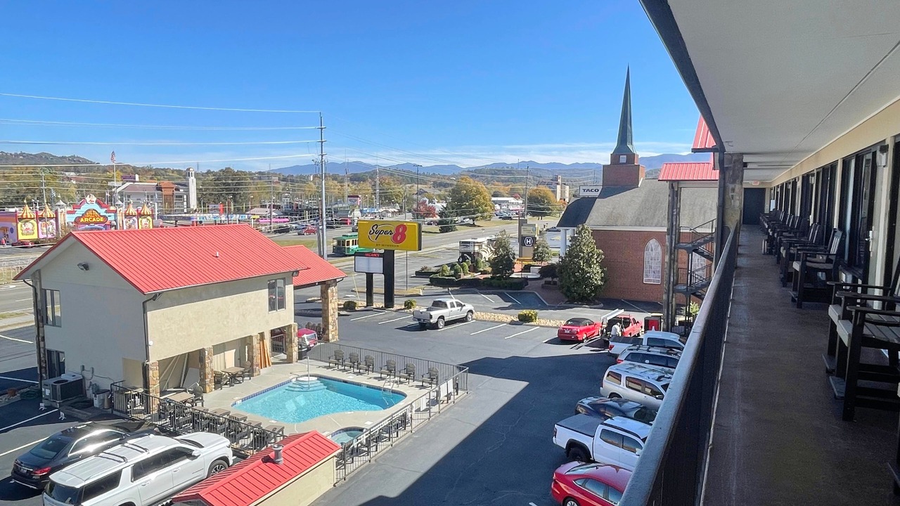 Photo of Others in Pigeon Forge