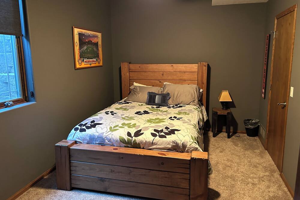 Photo of Bedroom in East Rock Bluff