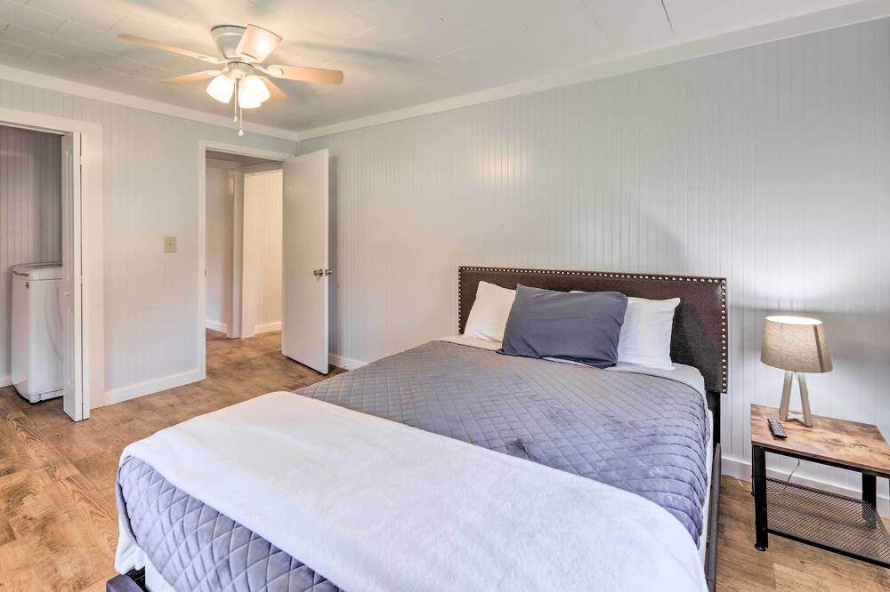 Photo of Bedroom in Harkers Island