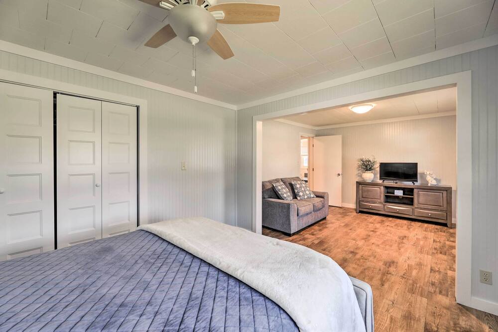 Photo of Bedroom in Harkers Island