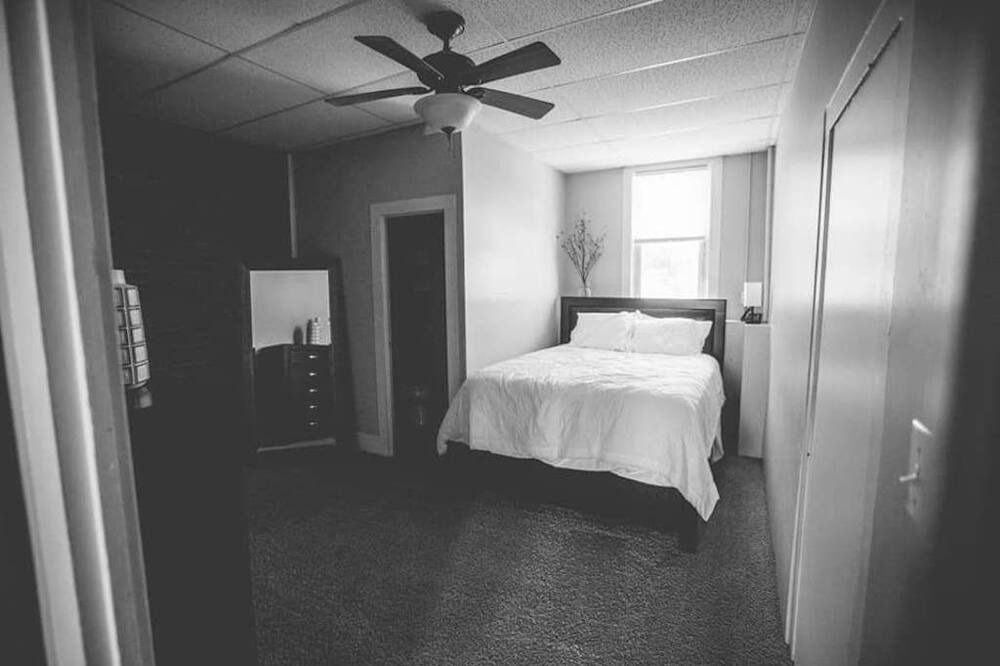 Photo of Bedroom in Seneca