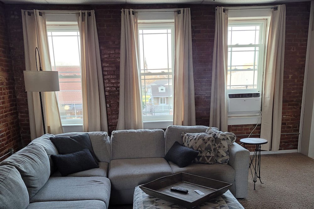 Photo of Livingroom in Seneca