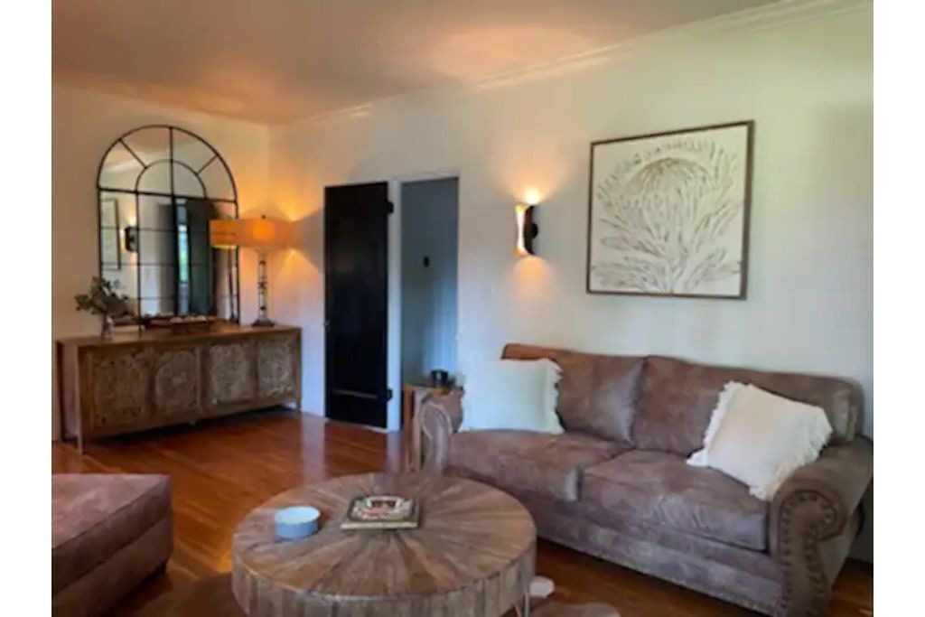 Photo of Livingroom in Jackson