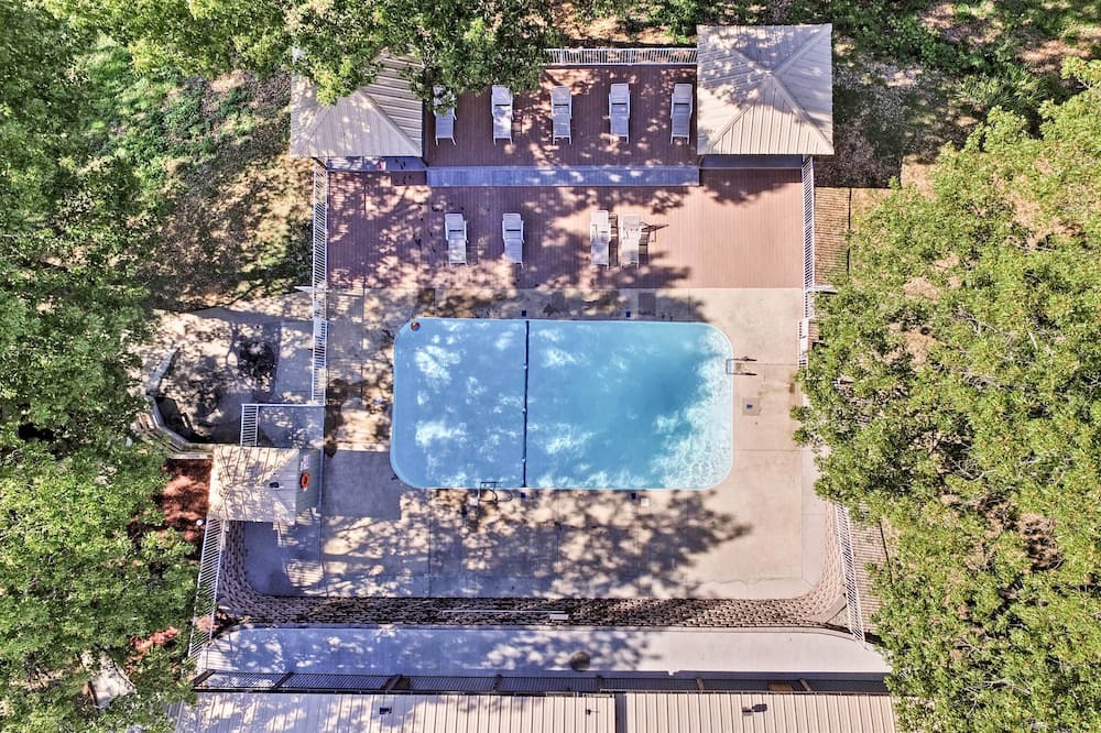 Photo of Outdoor in Notch Estates