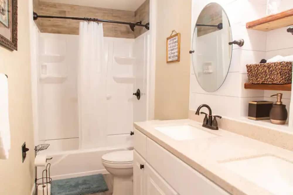Photo of Bedroom in Dodge City