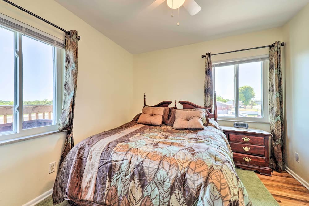 Photo of Bedroom in Highland Heights