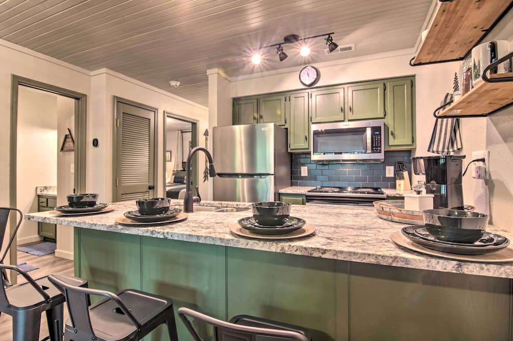 Photo of Others in Notch Estates