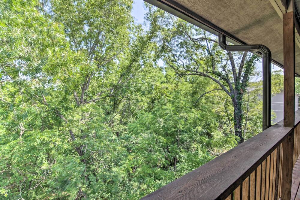 Photo of Patio Balcony in Notch Estates