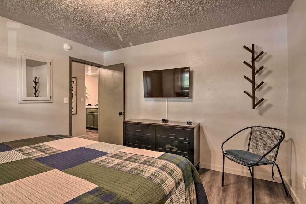 Photo of Bedroom in Notch Estates