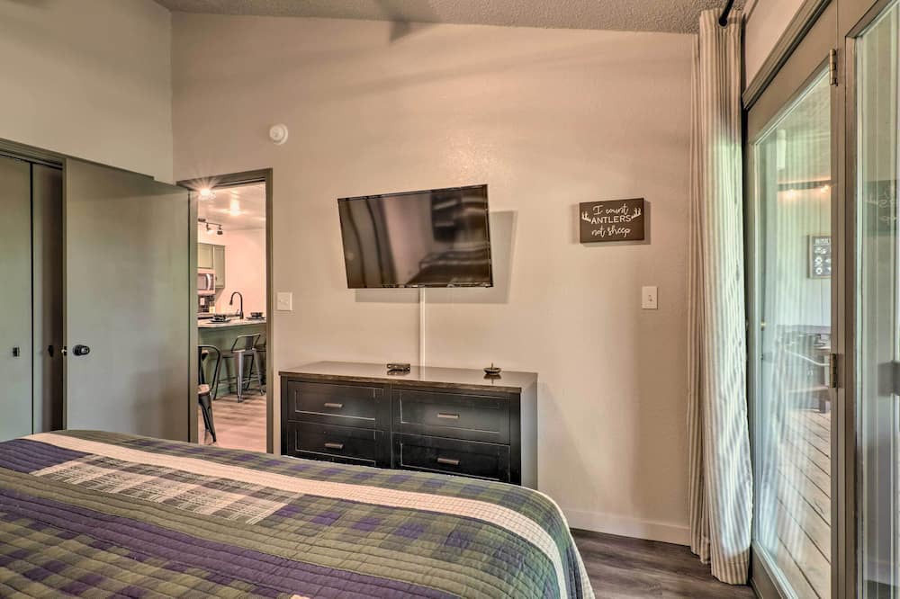 Photo of Bedroom in Notch Estates