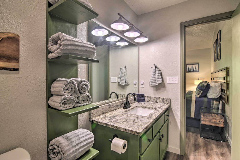 Photo of Bedroom in Notch Estates