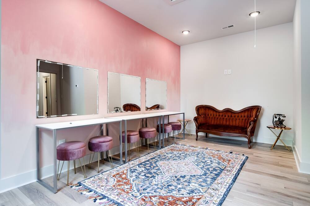 Photo of Livingroom in Woodbine