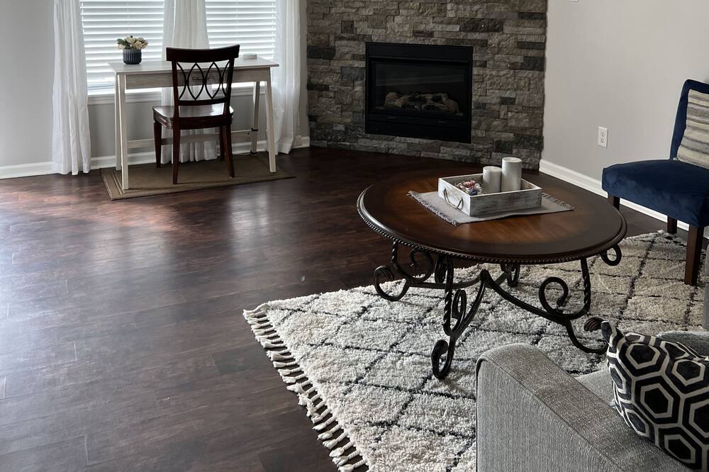 Photo of Livingroom in Piney Green
