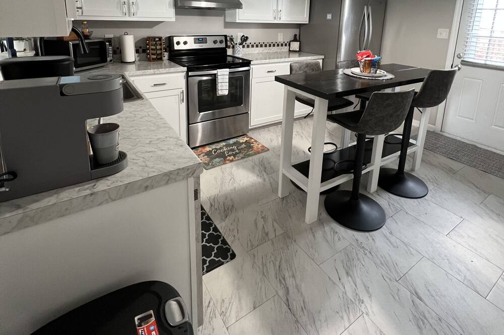 Photo of Kitchen in Piney Green