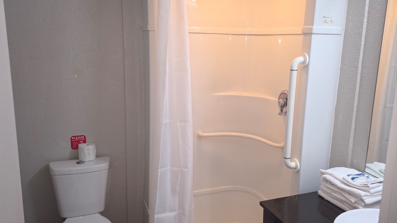 Photo of Bathroom in Joplin