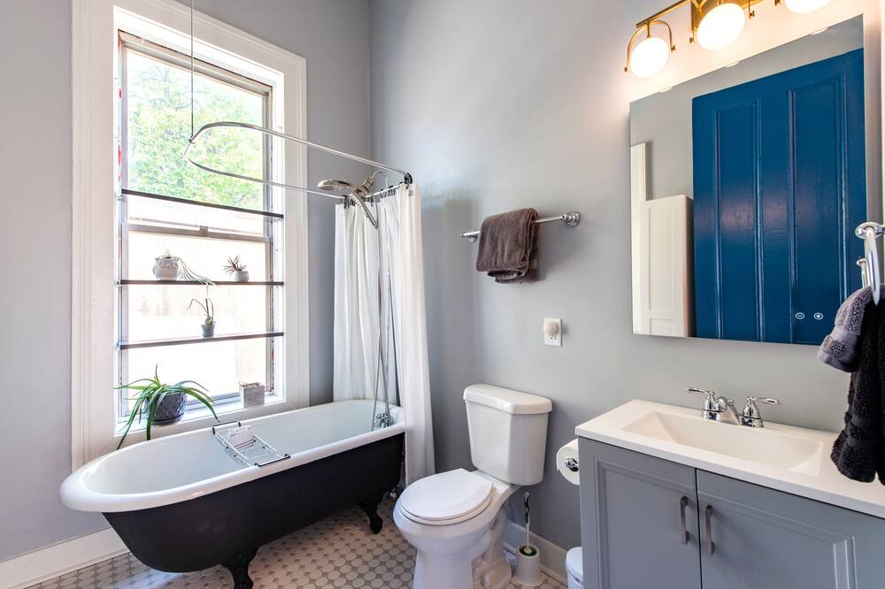 Photo of Bathroom in Butchertown
