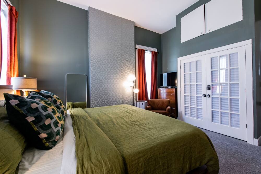 Photo of Bedroom in Butchertown