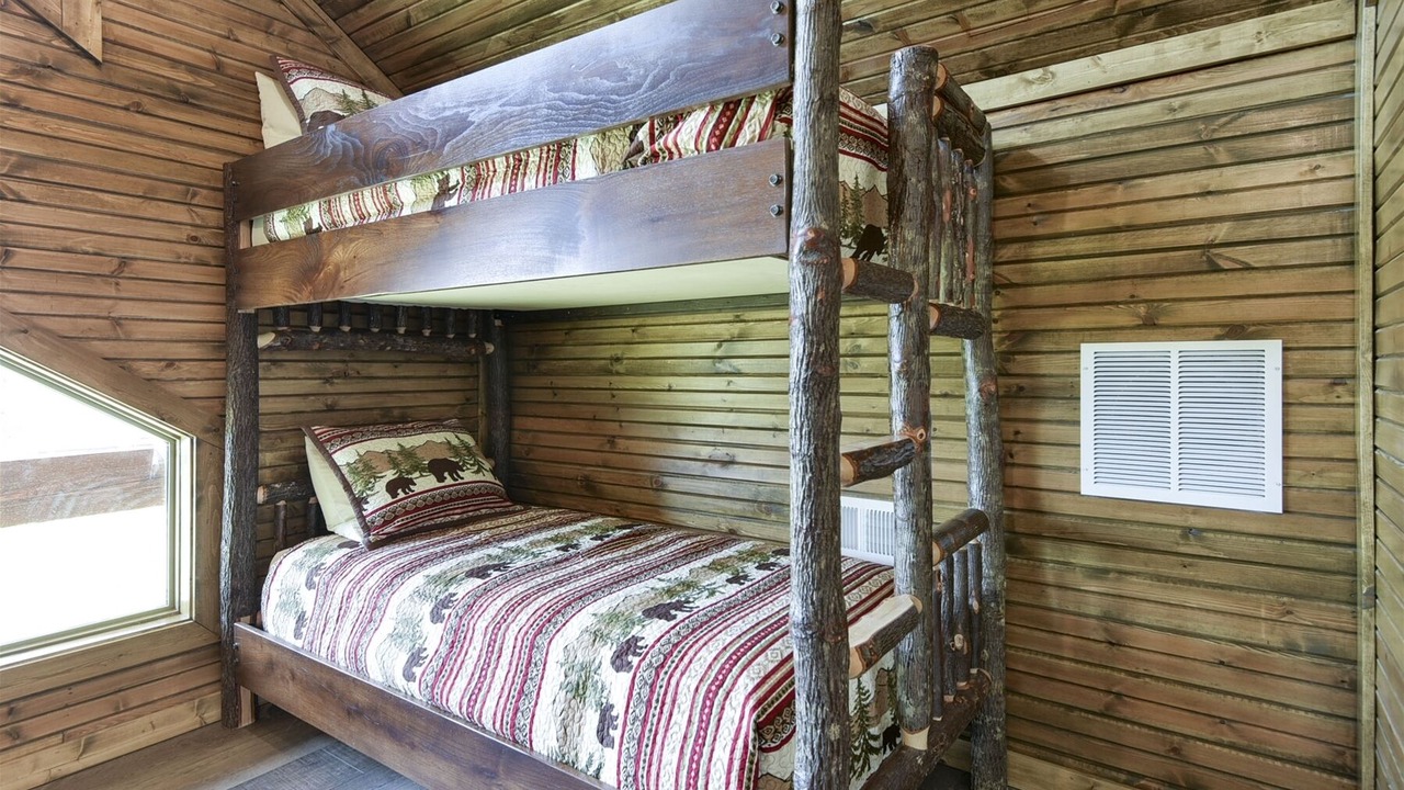 Photo of Others in Branson Cedars