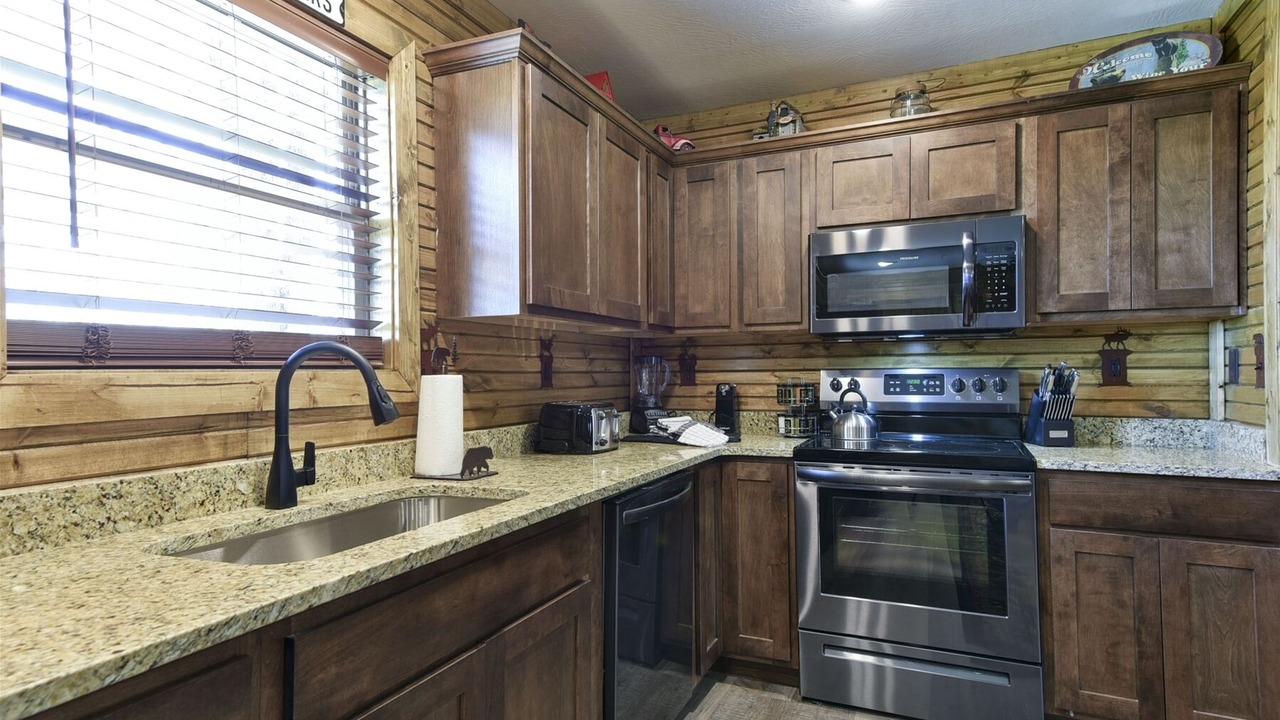 Photo of Kitchen in Branson Cedars