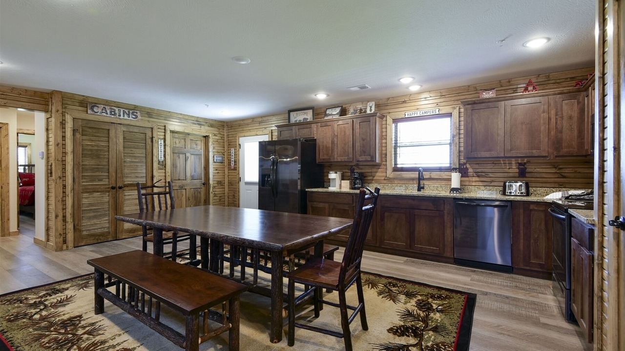 Photo of Kitchen in Branson Cedars