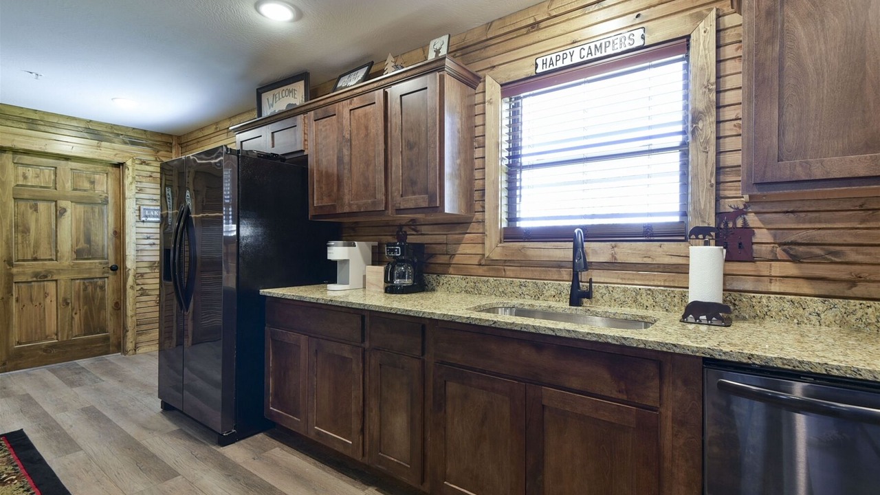 Photo of Kitchen in Branson Cedars