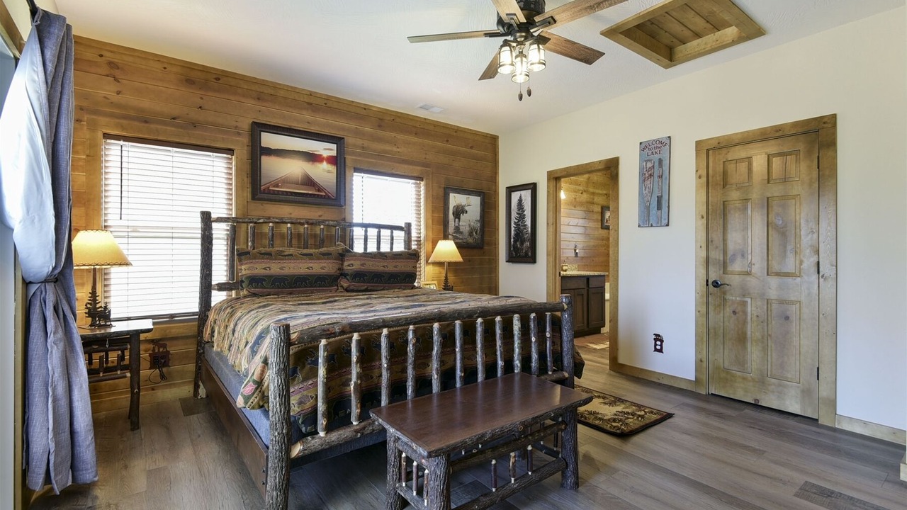 Photo of Others in Branson Cedars