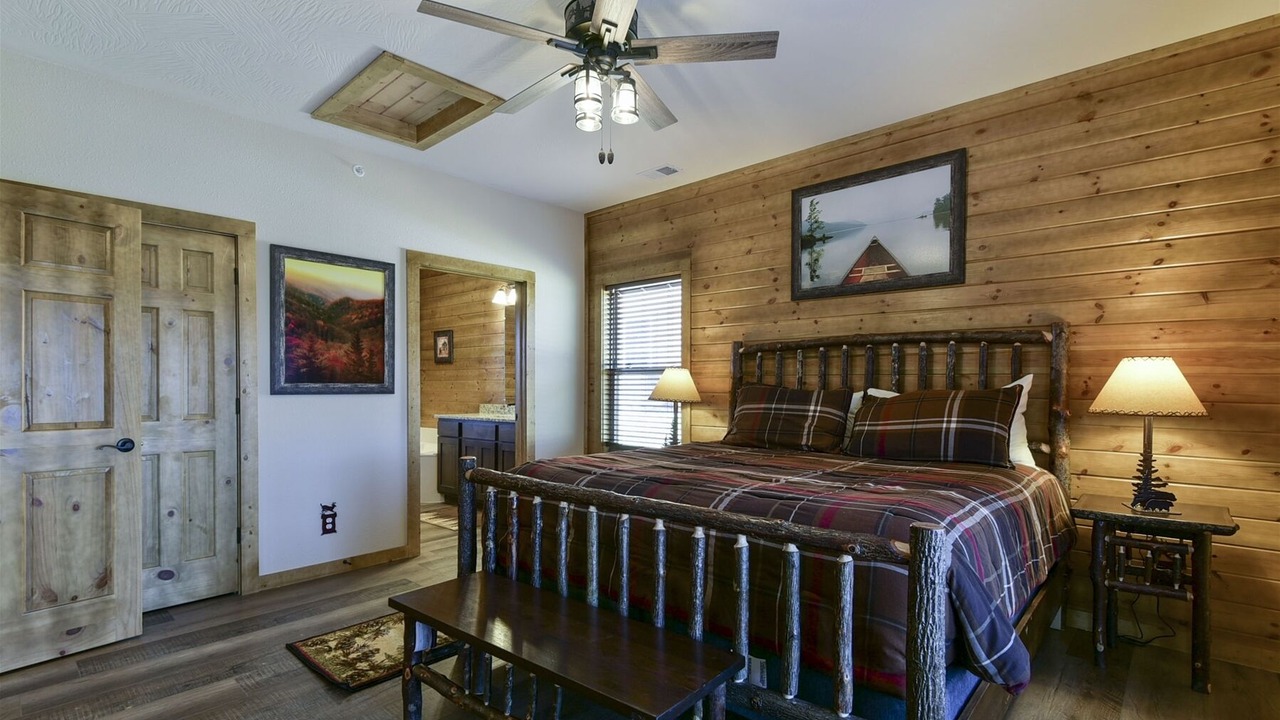 Photo of Others in Branson Cedars