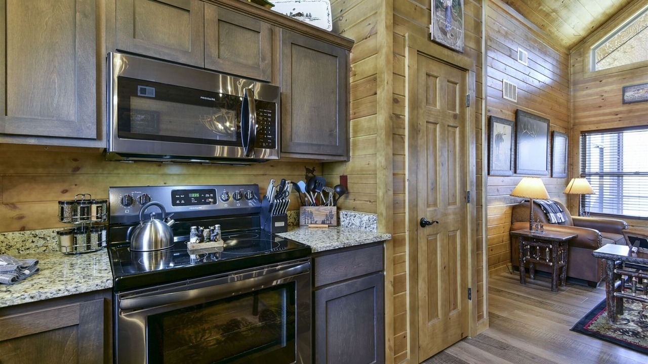 Photo of Kitchen in Branson Cedars