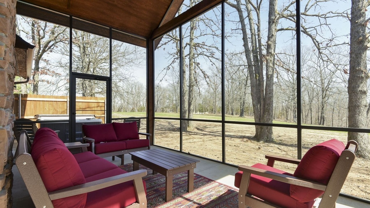 Photo of Livingroom in Branson Cedars