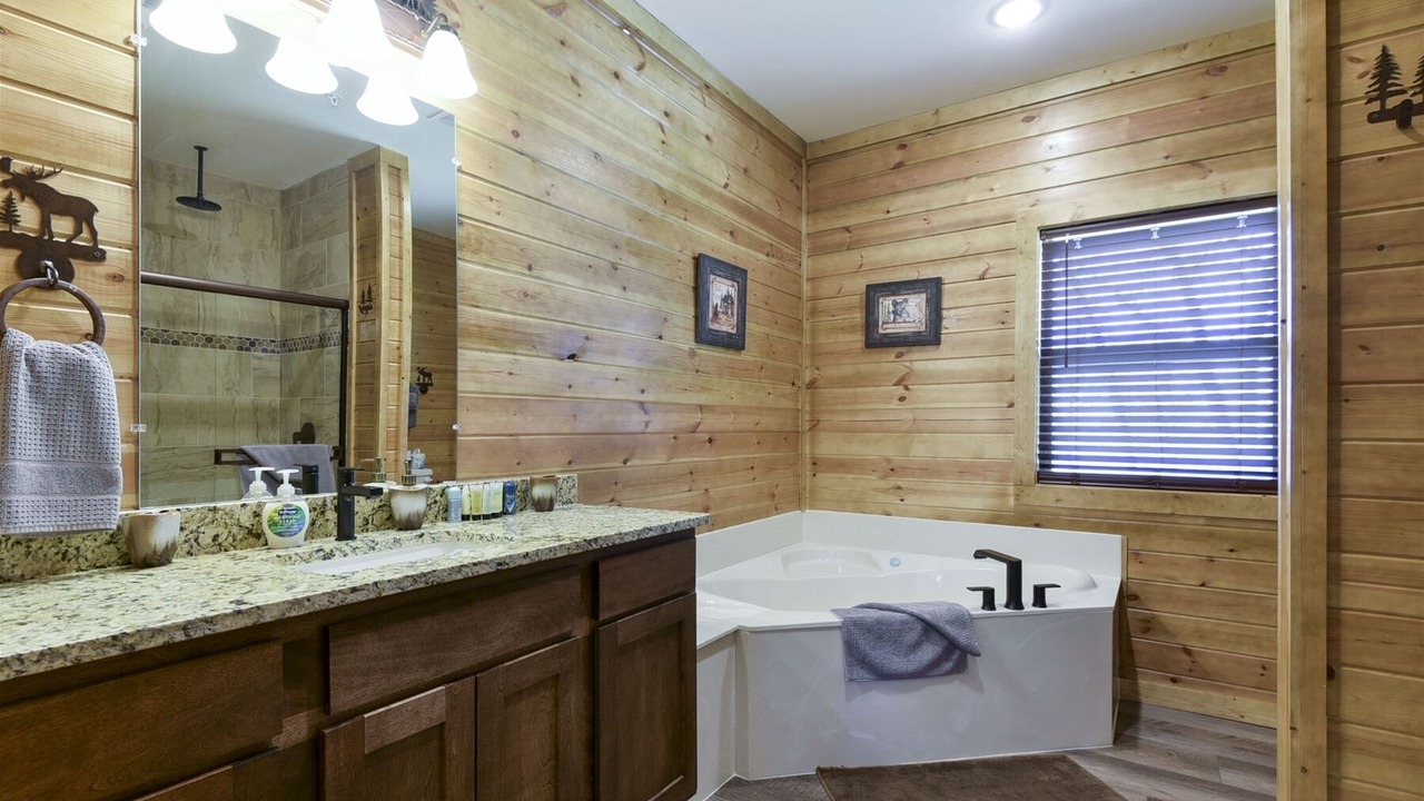 Photo of Others in Branson Cedars